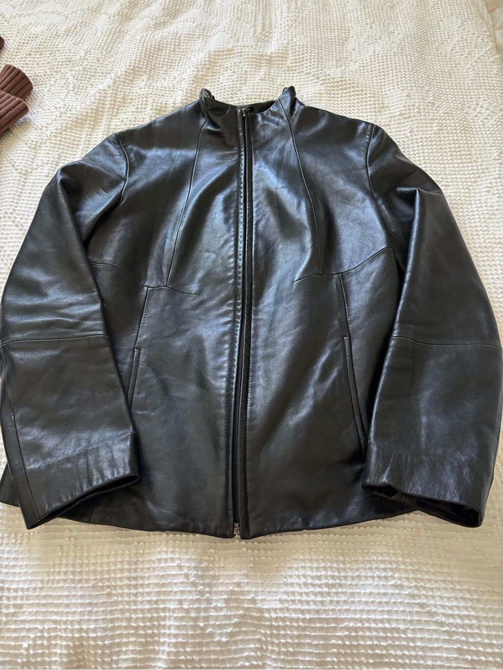 Danier Black Genuine Leather Jacket Women’s Small 8-10